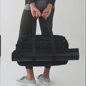 Lululemon Urban Warrior Duffle